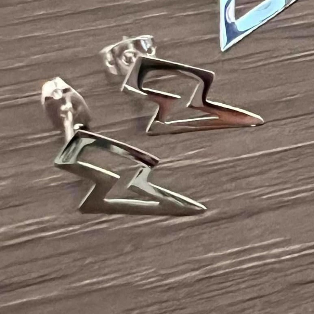 Sterling Silver Open Lightning Bolt Stud Earrings